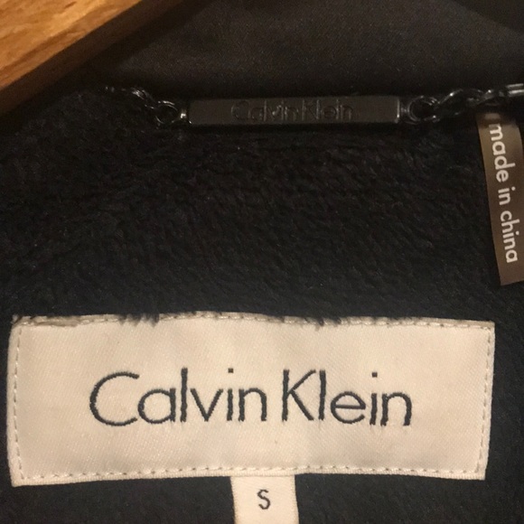 Down Jacket w/ hood. Calvin Klein black beauty! - Picture 4 of 5
